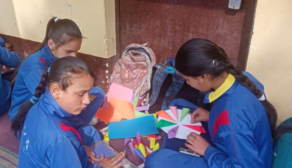 चमोली : विद्यालयों में बस्ता रहित दिवस पर हुए विभिन्न कार्यक्रम आयोजित