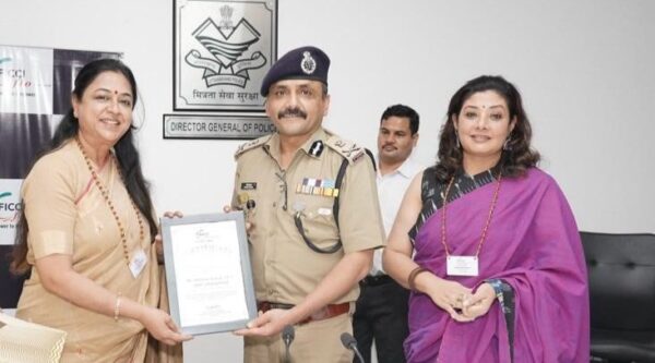 फ्लो उत्तराखंड और उत्तराखंड पुलिस ने महिलाओं की सुरक्षा और साइबर क्राइम पर जागरूकता बढ़ाने के लिए सेमिनार का किया आयोजन