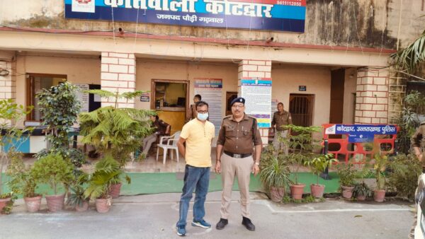 पुलिस ने चेक बांउस के मामले में लम्बे समय से फरार वारंण्टी को किया गिरफ्तार