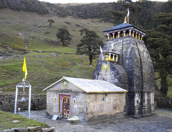 श्री मद्महेश्वर मंदिर के 20 नवंबर को बंद होंगे कपाट, विभिन्न गांवों में प्रस्थान करते हुए ओंकारेश्वर मंदिर में पहुंचेगी उत्सव डोली