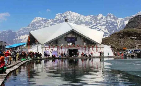 हेमकुंड साहिब मैनेजमेंट ट्रस्ट ने रोपवे स्वीकृति के लिए जताया डबल इंजन सरकार का आभार!